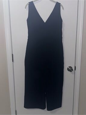 Sam Edelman Cropped Black Sleeveless V-Neck Jumpsuit 12